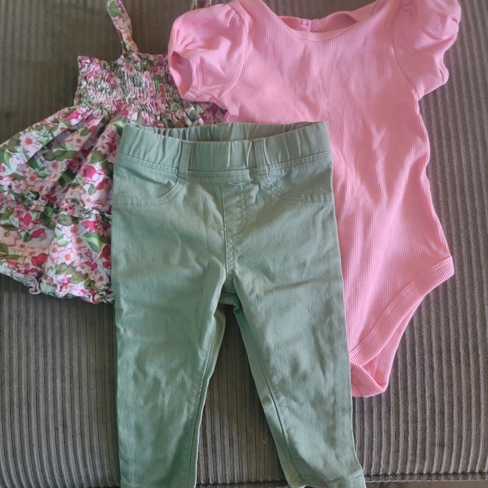 SOLD Kids Green Pants and Pink Bodysuit Set